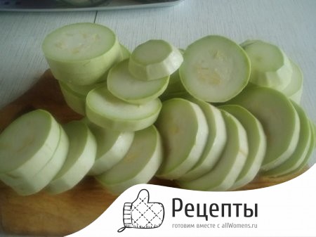 Моем и режем кабачки 1504722998_marinovannye-kabachki-na-zimu-12