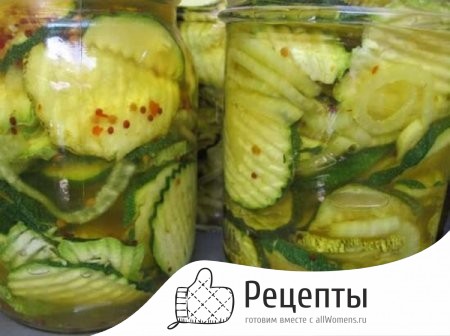 Овощи заливаем маринадом и раскладываем по банкам 1504723037_marinovannye-kabachki-na-zimu-30
