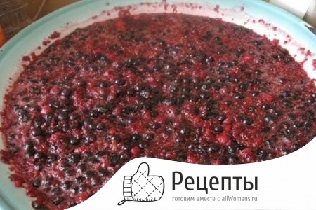 1495774105_varene-iz-chernoy-smorodiny-na-zimu-44