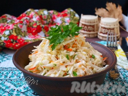 Салат из редьки с капустой и морковью