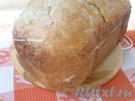 Ржаной хлеб с луком в хлебопечке