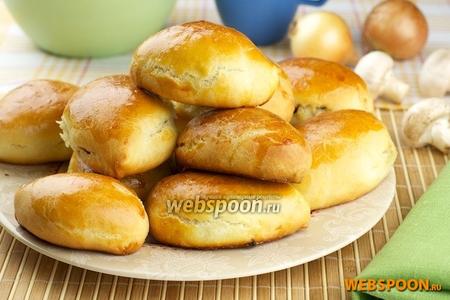 Фото рецепта Пирожки с грибами и курицей печёные