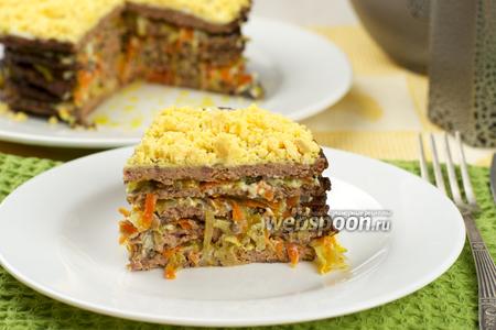 Фото рецепта Печёночный торт из куриной печени
