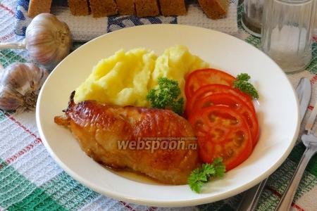 Фото рецепта Курица с чесноком и сливками
