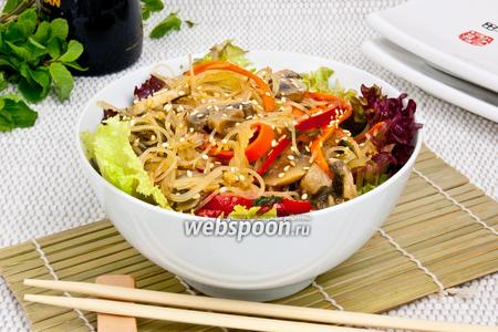 Фото рецепта Фунчоза с грибами и овощами
