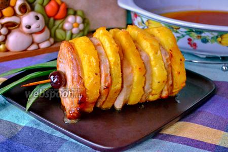 Фото рецепта Свинина в ананасах