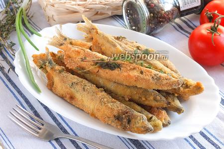 Фото рецепта Хрустящая мойва в кукурузной панировке