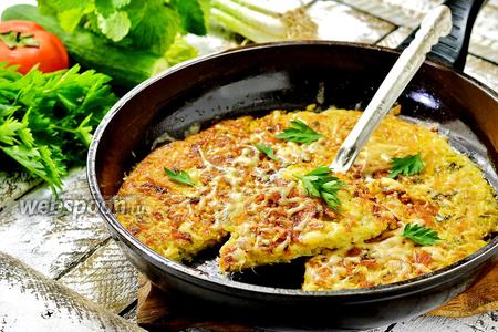 Фото рецепта Картофельный пирог на сковороде