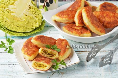 Фото рецепта Творожные пирожки с капустой жареные