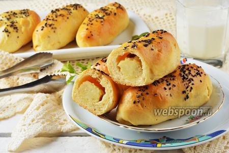 Фото рецепта Пирожки с картошкой и сосиской