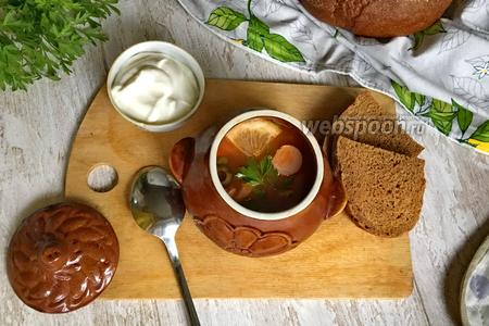 Фото рецепта Солянка сборная мясная в горшочках