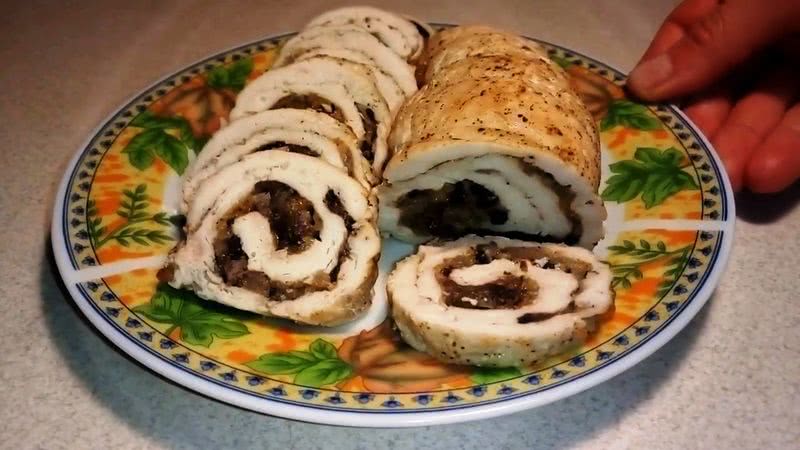 рулетики с грибами и сыром