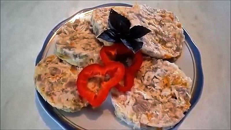 рулет в бутылке с желатином
