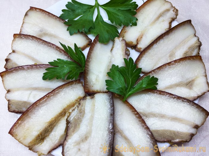 Самый вкусный рецепт приготовления сала в луковой шелухе