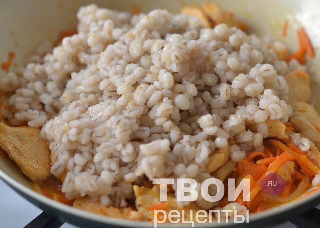Перловка с курицей