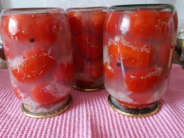 pomidory-v-snegu-gotovy