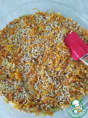 Рецепт: Перловка с курицей в духовке Удивительная