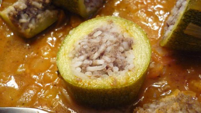 кабачки тушеные с мясом в мультиварке