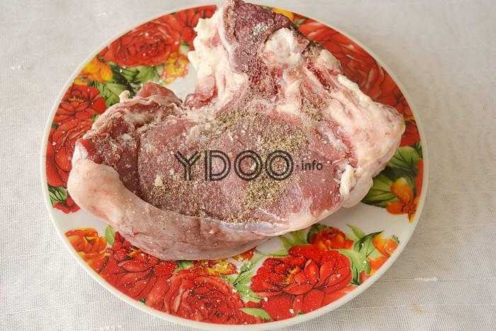 свиное мясо со специями